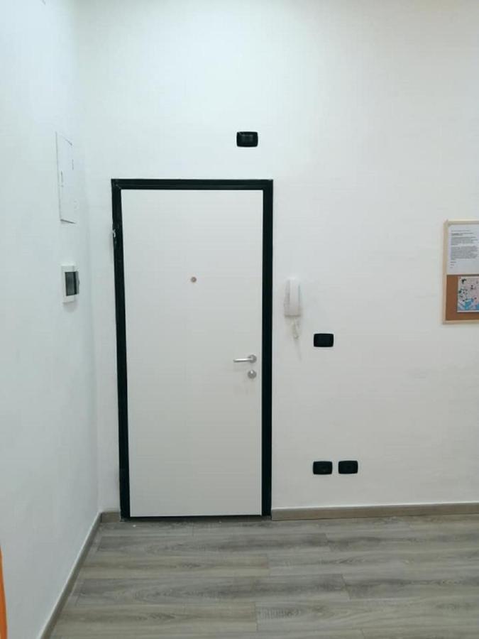 Appartamento Nuovo A 1 Minuto Dal Porto Livorno Exterior photo
